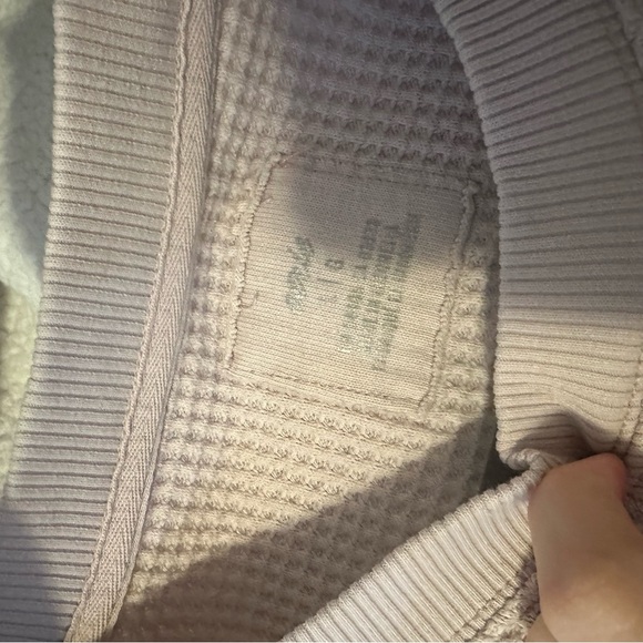 Aerie waffle knit sweater oversized bump friendly - Picture 4 of 4